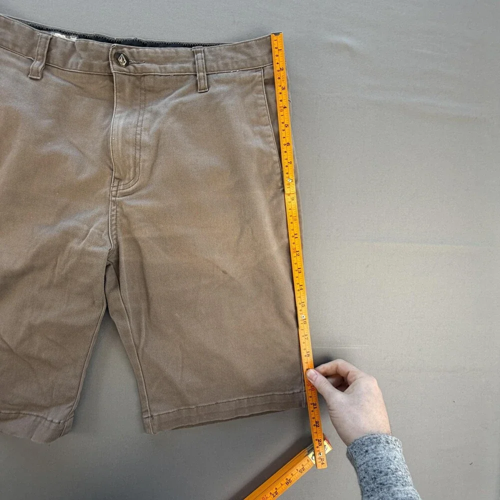 Volcom Chino Shorts Mens 32 Brown Cotton Polyester Spandex 10 Inseam Stretch